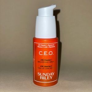 Sunday Riley C.E.O 15% vitamin C Brightening Serum